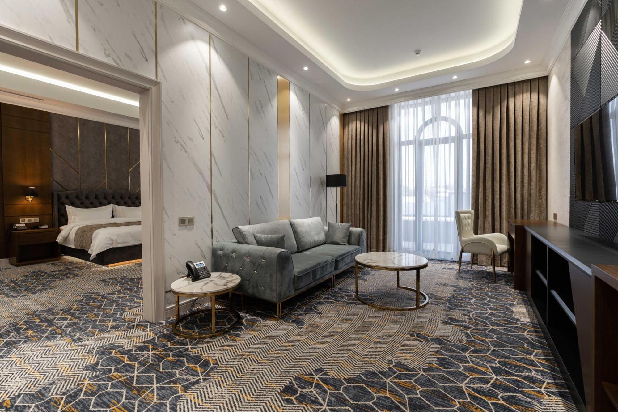 Frankfort Expo Hotel ทาชเคนต์ ภายนอก รูปภาพ